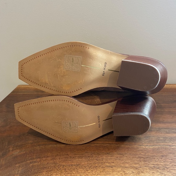 Dolce Vita Suede Western Ankle Chelsea Boots - Picture 4 of 6